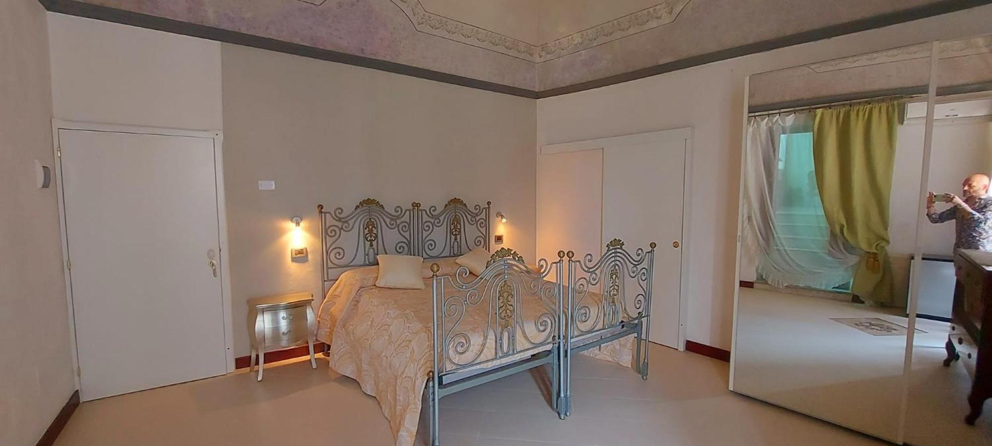 B&B Palazzo Della Torre ペスキチ 部屋 写真