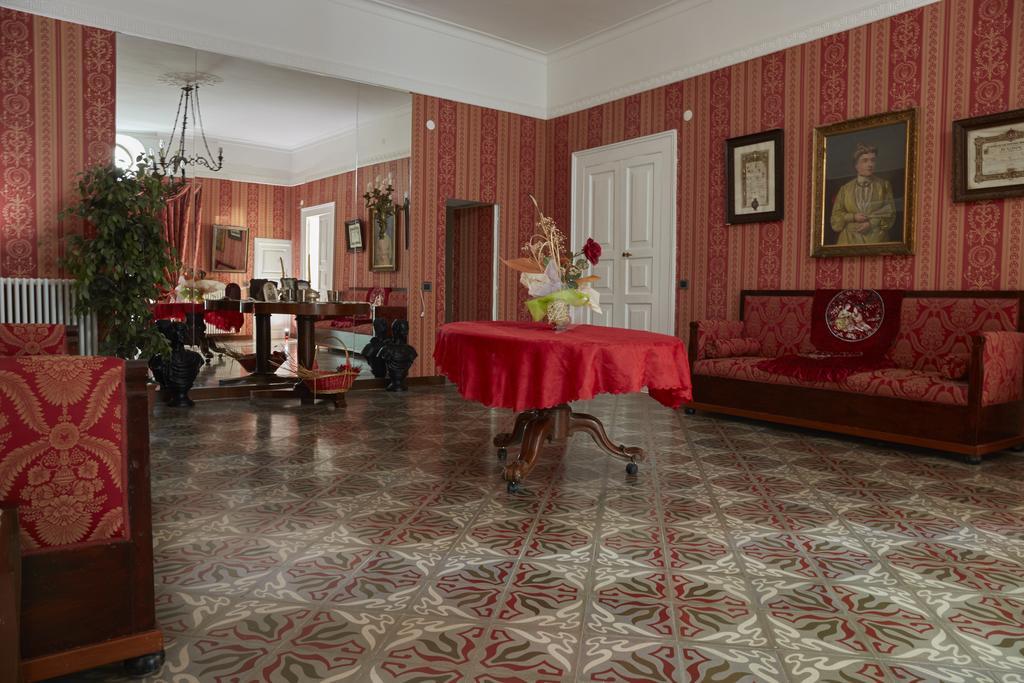 B&B Palazzo Della Torre ペスキチ エクステリア 写真