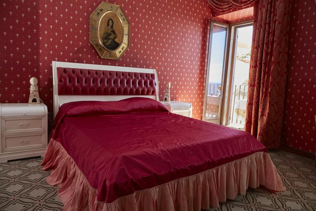 B&B Palazzo Della Torre ペスキチ エクステリア 写真