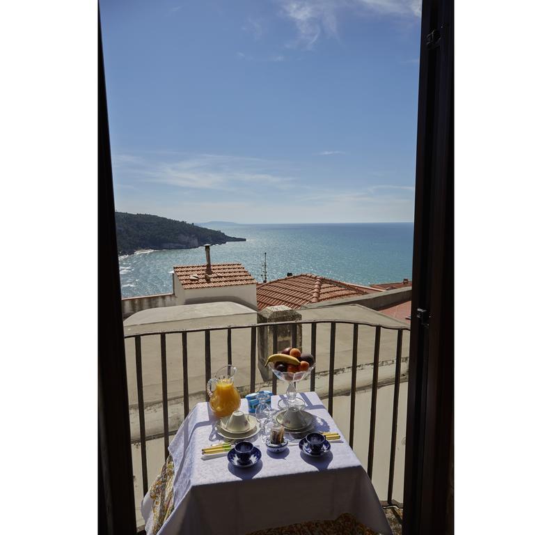 B&B Palazzo Della Torre ペスキチ エクステリア 写真
